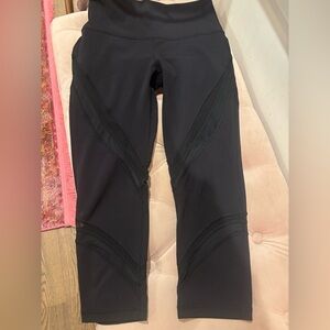 ✨Lululemon Croppd Leggings✨